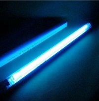 純水系統如何選擇紫外線殺菌器？